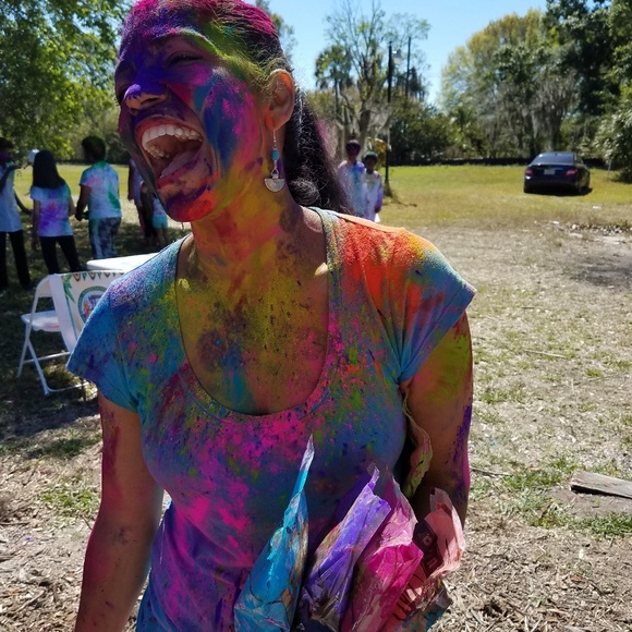 Meet your Posher, Elizabeth - Picture 4 of 8